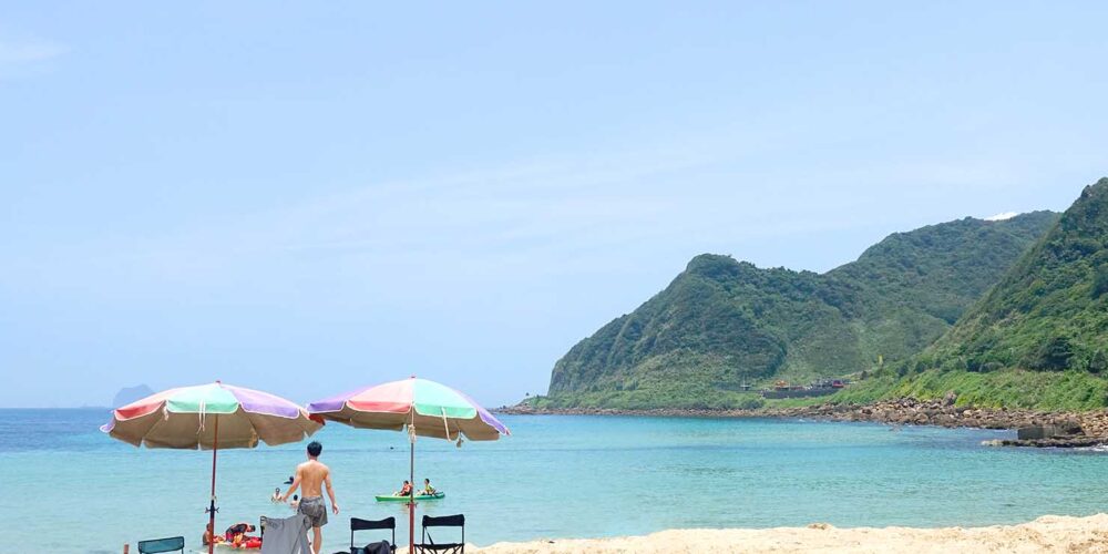 台北旅行でも海を楽しもう！市内から日帰りで行けるビーチ3選【GENXY】