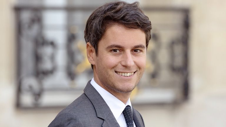 フランスの新首相、初のゲイ男性に！【GENXY】