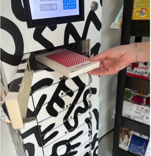 HIV検査キット、薬局と美術館で買える「自販機」が登場！【GENXY】